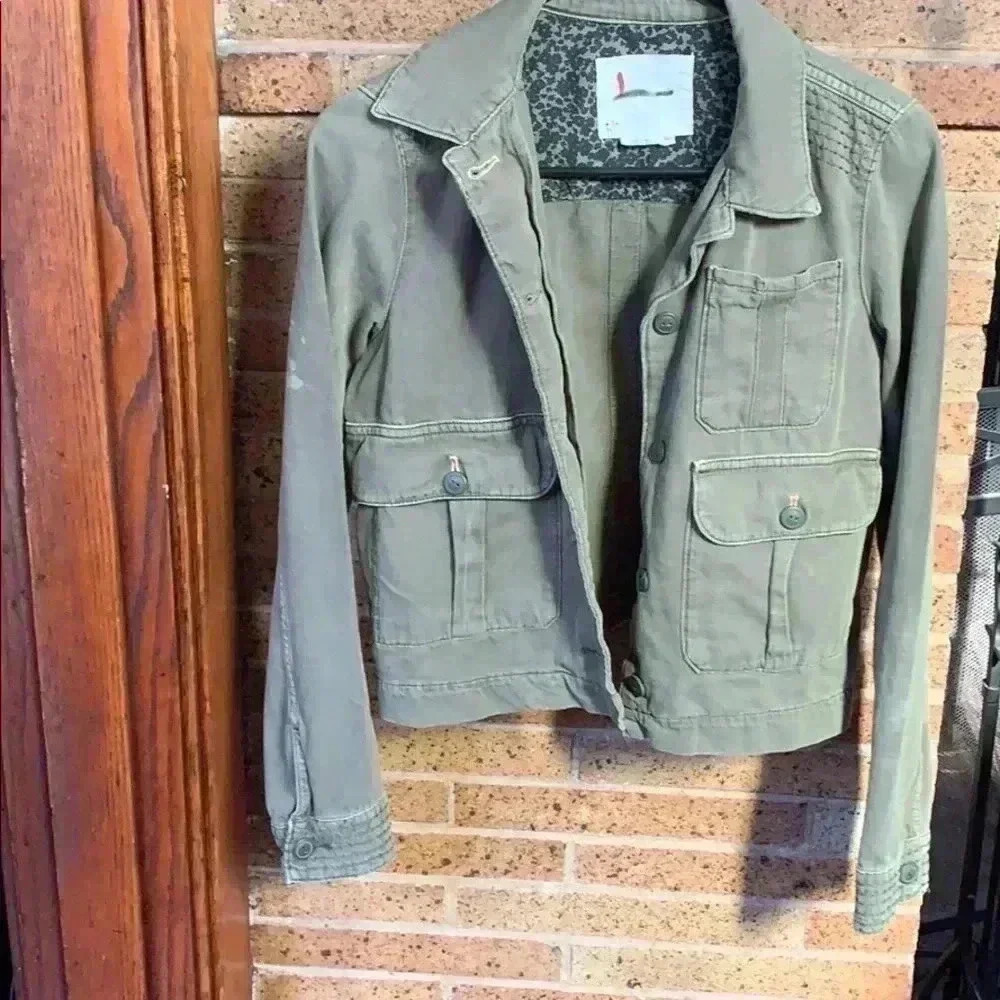 Anthropologie women’s Jean jacket.